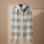 Szalik Nayulin – Cloud Beige Whisper